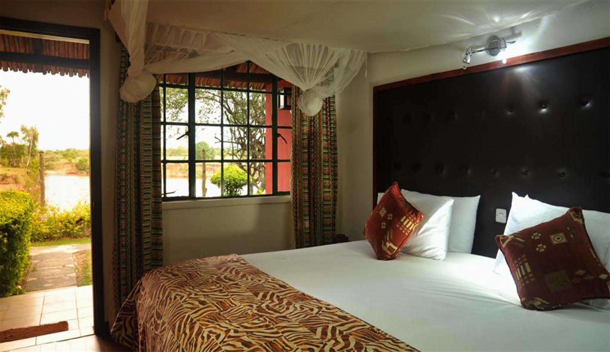 Mara River Lodge Aitong Kültér fotó